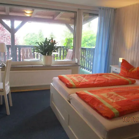 Gaestezimmer Goering Habitación en casa particular *